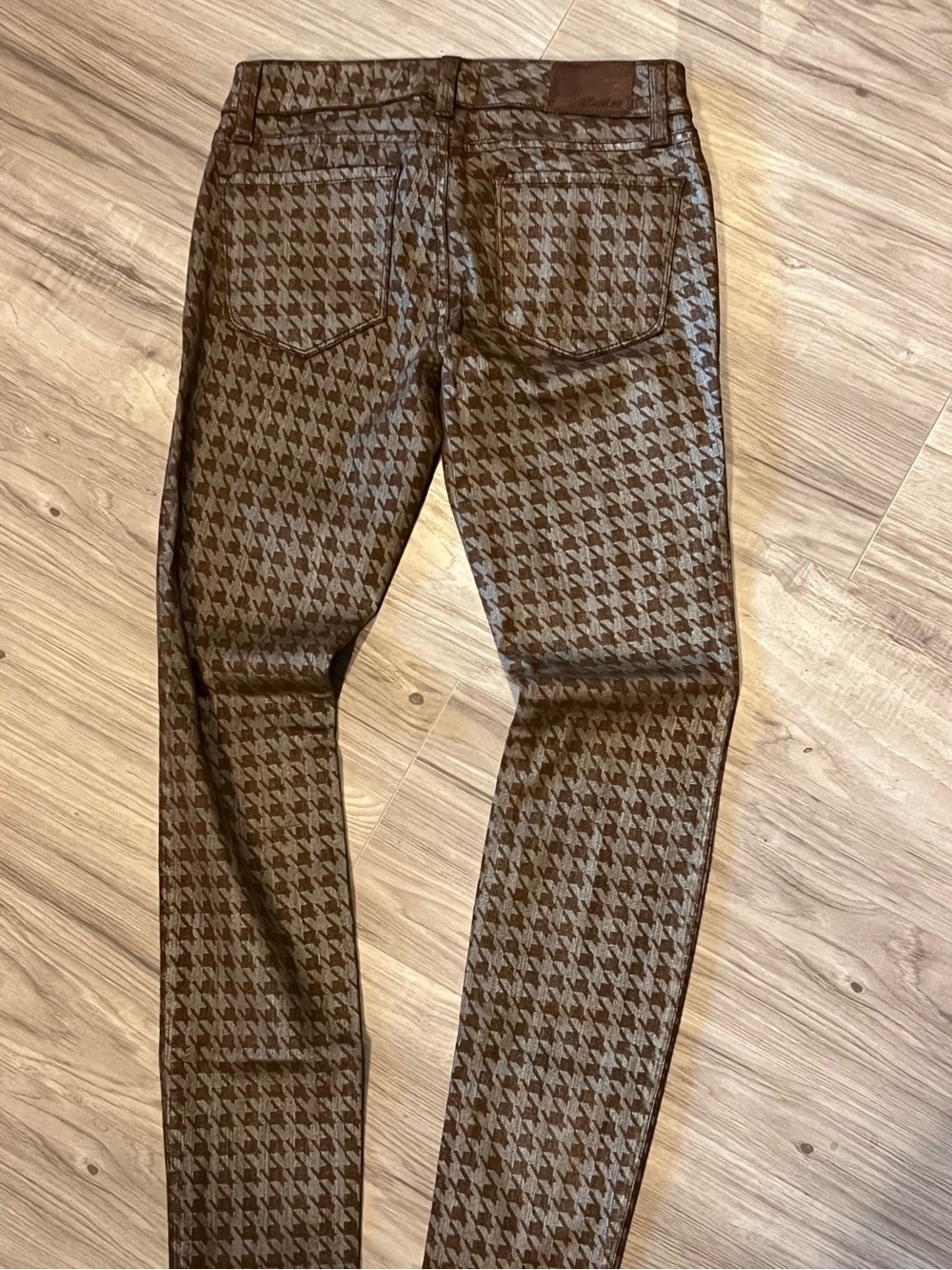 *NWT* Level 99 Janice Ultra Skinny Tencel Coated Houndstooth Jeans Brown Size 25 - Picture 6 of 6